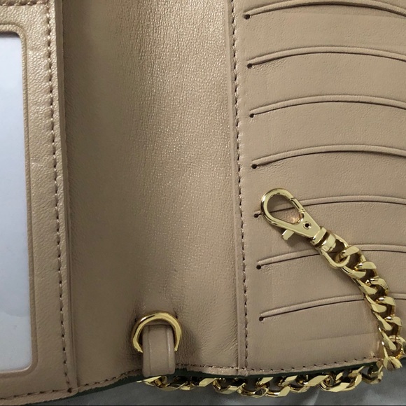 NWT BCBG MaxAzria ZARINA CONVERTIBLE WALLET - Picture 6 of 7